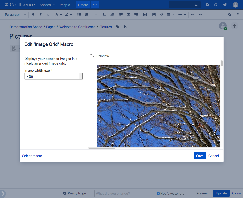 You can choose between some predefined widths to be applied to all images of the grid.